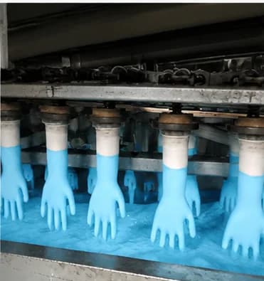 Glove dipping formers